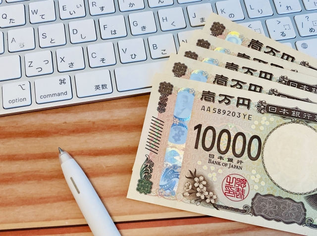 【津市】仕事で忙しいあなたへ！夜間・土日も対応可能な蜂駆除業者と費用を徹底解説